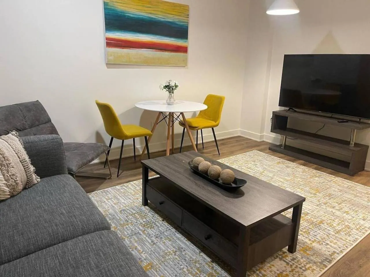 Cute 1Bdr Apt In Ste-Catherine - Mtl Live Spot Zw0 Montreal Apartment
